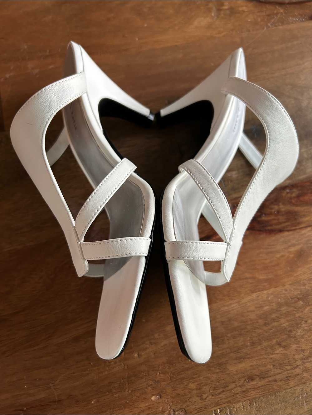 New Kelly & Katie White Bareback Sandal Pumps, 10 M - Picture 3 of 8